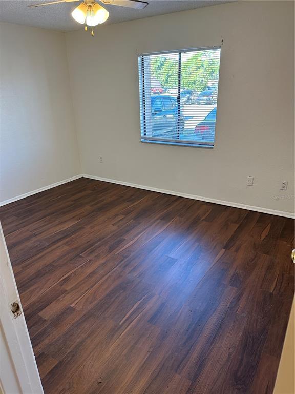 Foto del edificio - 2707 Hunt Club Ln