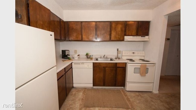 Building Photo - 4607 Peachtree Place Pky