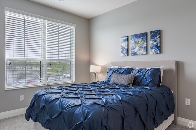 Interior Photo - Centerfield Flats