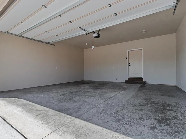 Building Photo - 1108 Craftsmen Ct