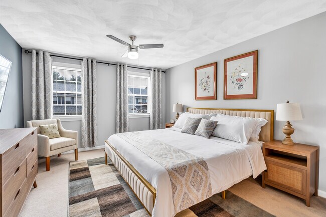 Foto del edificio - 74 Juniper Ln