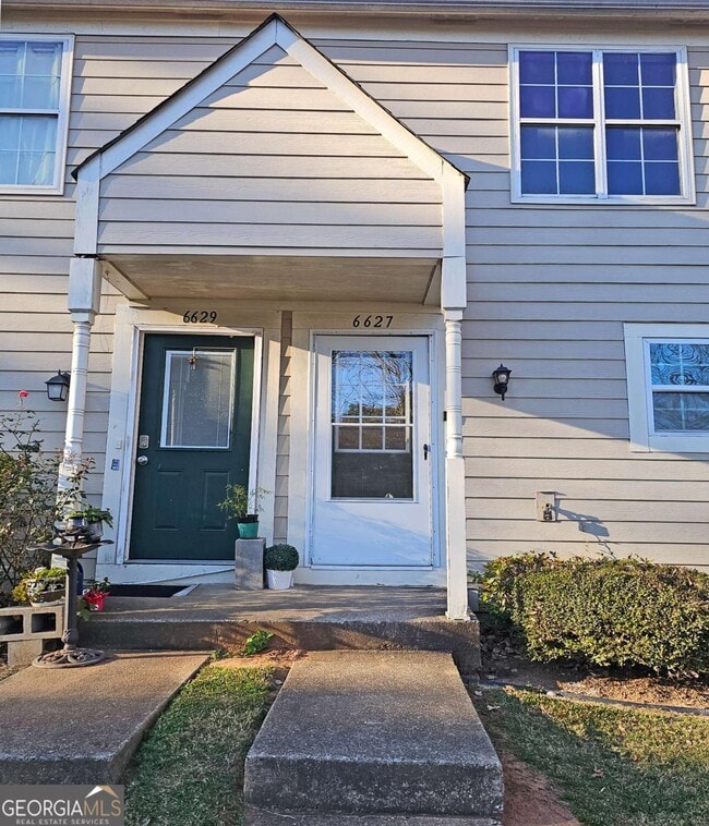 Foto del edificio - 6627 Banbury Ct NW