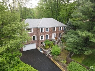 Building Photo - 70 Johnson Ct