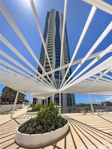 Building Photo - 1000 Auahi St