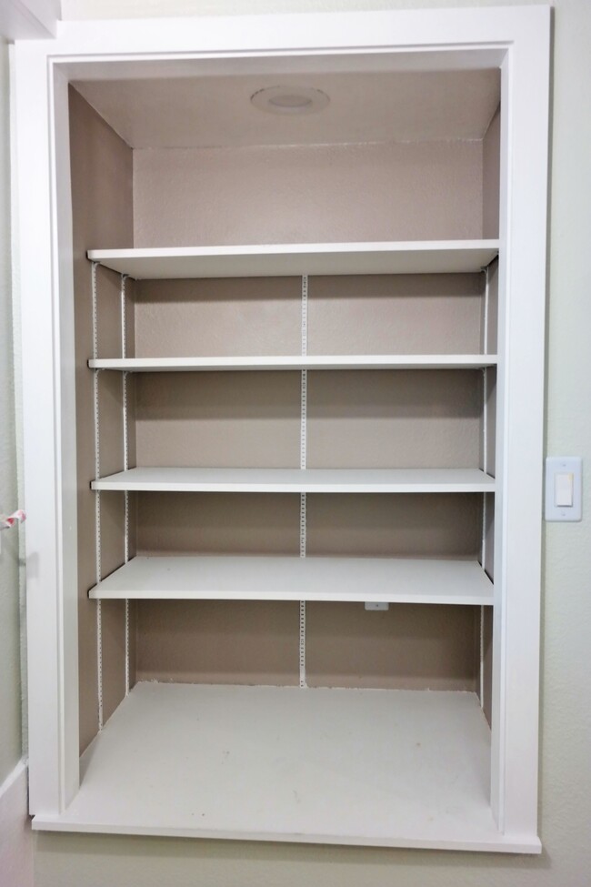 Pantry - 3913 Densmore Ave N