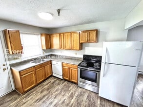 Building Photo - 212 Lower Consol Rd NW