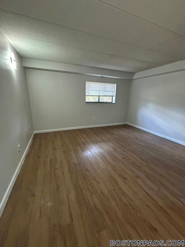 Building Photo - 30 Normandy Ave