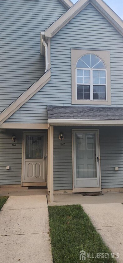 Foto principal - 161 Andover Pl