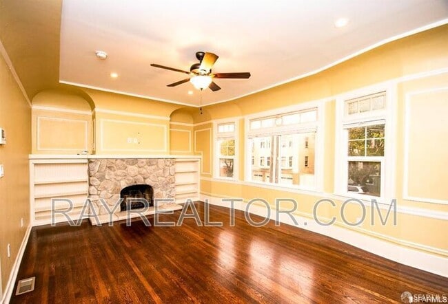 Photo - 4927 California St Apartment