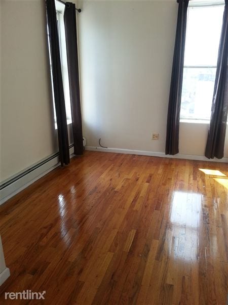 Building Photo - 874 Belmont Ave