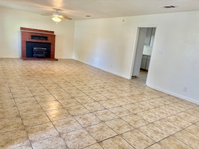 Building Photo - 131 S Lemoore Ave