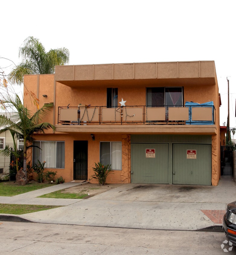 Building Photo - 1036 Saint Louis Ave