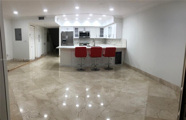 Foto del edificio - 3875 NE 167th St