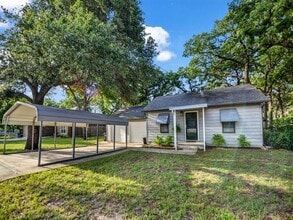 Building Photo - 7521 Pawnee Trail