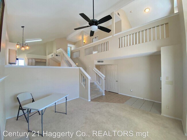 Building Photo - 3 br, 2 bath House - 3012 Tierra Salada