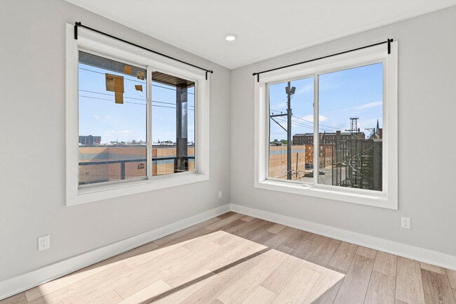 Building Photo - 2626 Trenton Ave