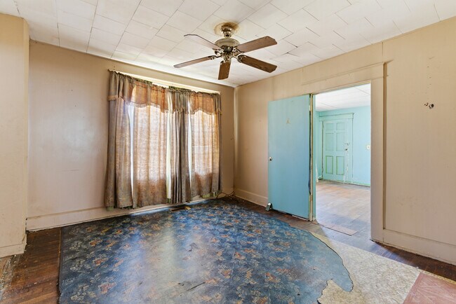 Foto del edificio - 3332 Walnut Ave SW