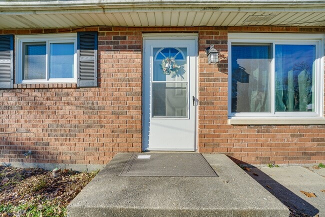 Building Photo - 3580 Platt Rd