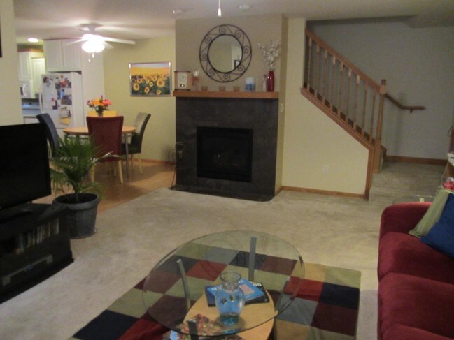 Building Photo - 2105 Cassi Ridge