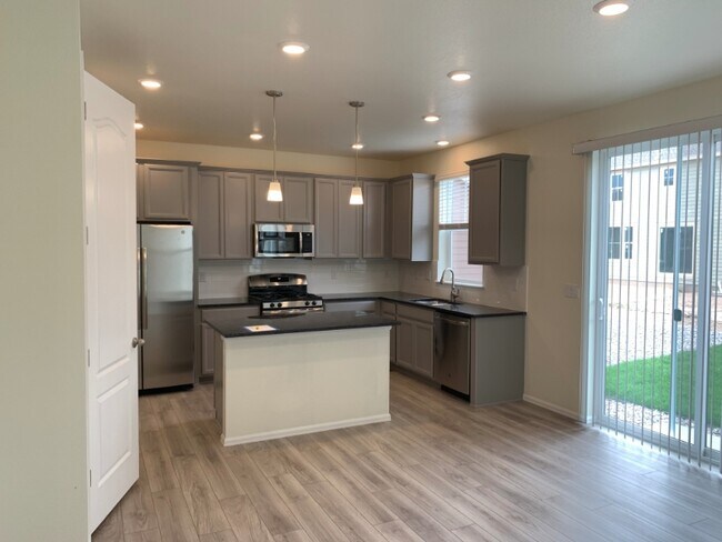 Foto del edificio - 2920 Crusader St