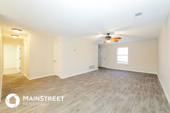Foto del edificio - 4793 Northwood Hills Dr