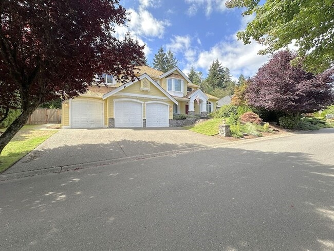 Building Photo - Luxury living in Gig Harbor!