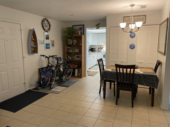 629 3rd Ave N Unit B, Safety Harbor, FL 34695 - Apartments In Safety ...