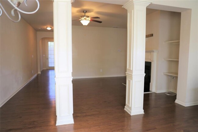 Building Photo - 2424 Sardis Chase Ct
