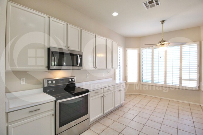 Building Photo - 1445 S Park Grove Cir