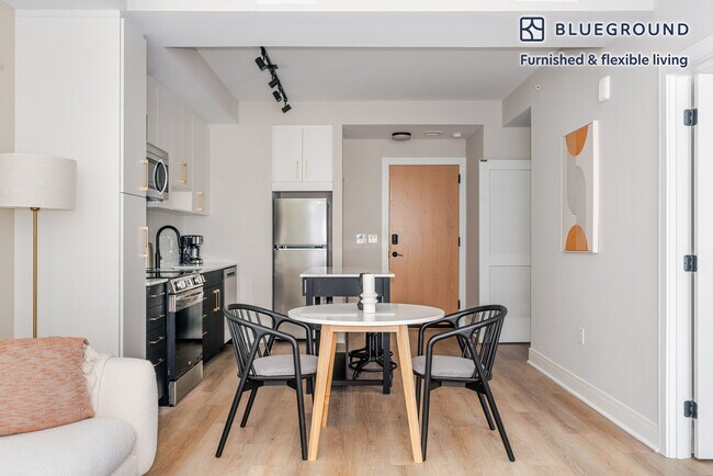 Foto del edificio - 4924 St Elmo Ave