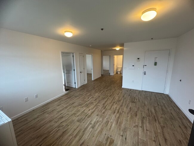 Building Photo - 3104 31st Ave