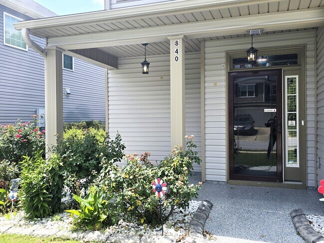 Foto del edificio - 840 Williford Run Dr