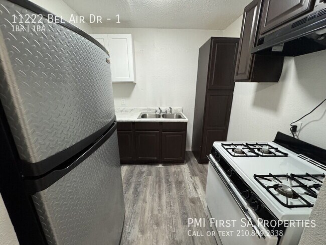 Photo - 11222 Belair Dr Apartment