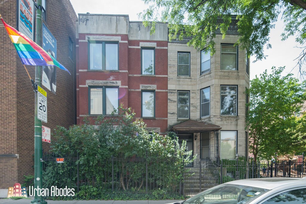 Foto principal - 625 W Belmont Ave