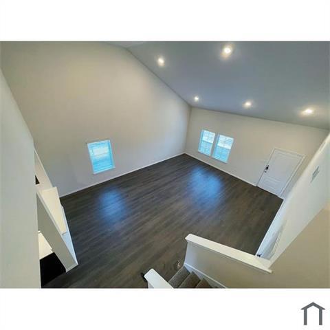 Foto del edificio - 2133 Caraway Ct
