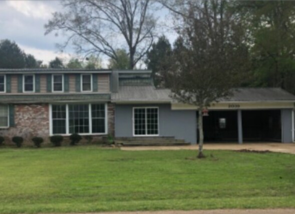 Primary Photo - 2039 S Ridge Rd