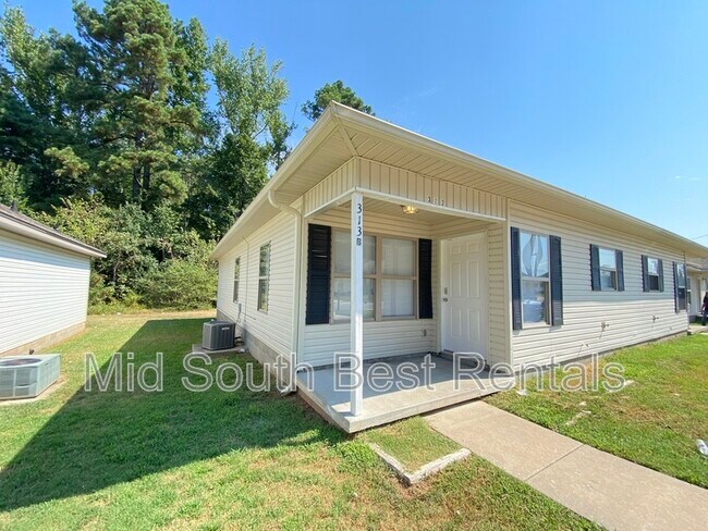 Foto del edificio - 313 Clint Rd