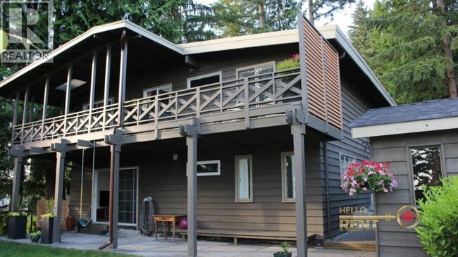Building Photo - 771 Montroyal Blvd