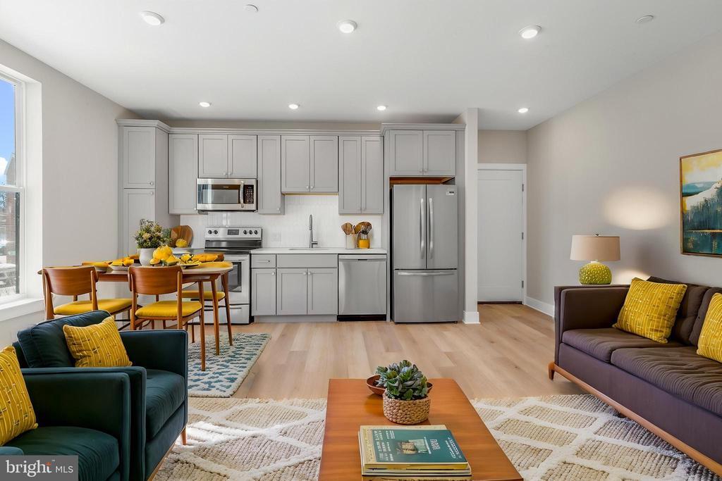 Foto principal - 6712 Ridge Ave