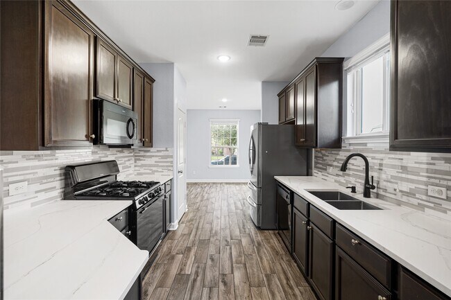 Foto del edificio - 15622 Marble Bluff Lane