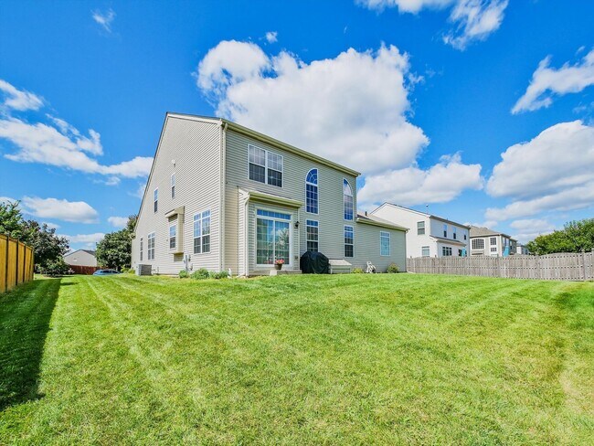 Building Photo - 402 Palmer Dr