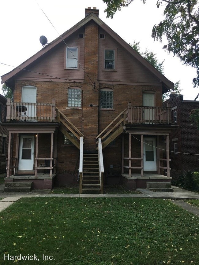 Building Photo - 332 E 11th Ave