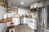 Primary Photo - 908 Alcazar St NE