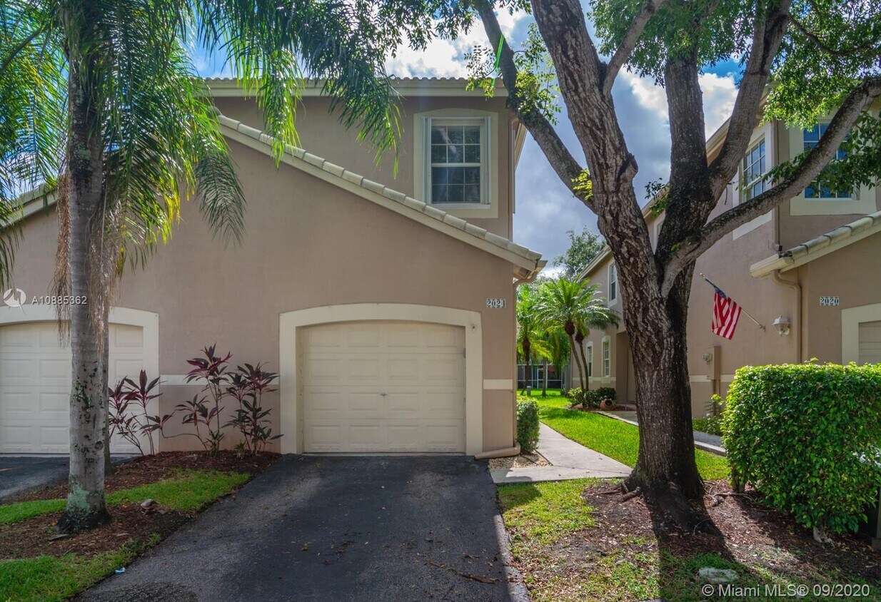 2024 Pompeii Ct, Weston, FL 33327 Townhome Rentals in Weston FL