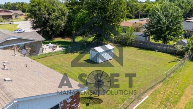 Foto del edificio - 4 Bedroom Available for Lease & Rent to Own!