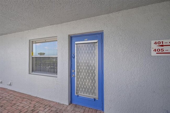 Building Photo - 14773 Cumberland Dr