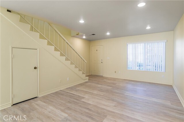 Foto del edificio - 19216 Hamlin St