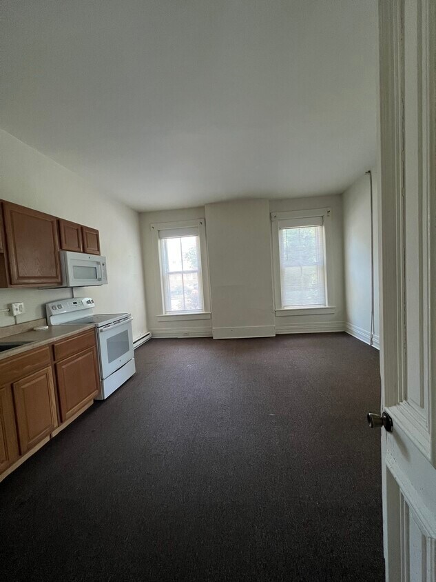 337 Center St, Williamsport, PA 17701 337 Center St Williamsport, PA Apartments for Rent in