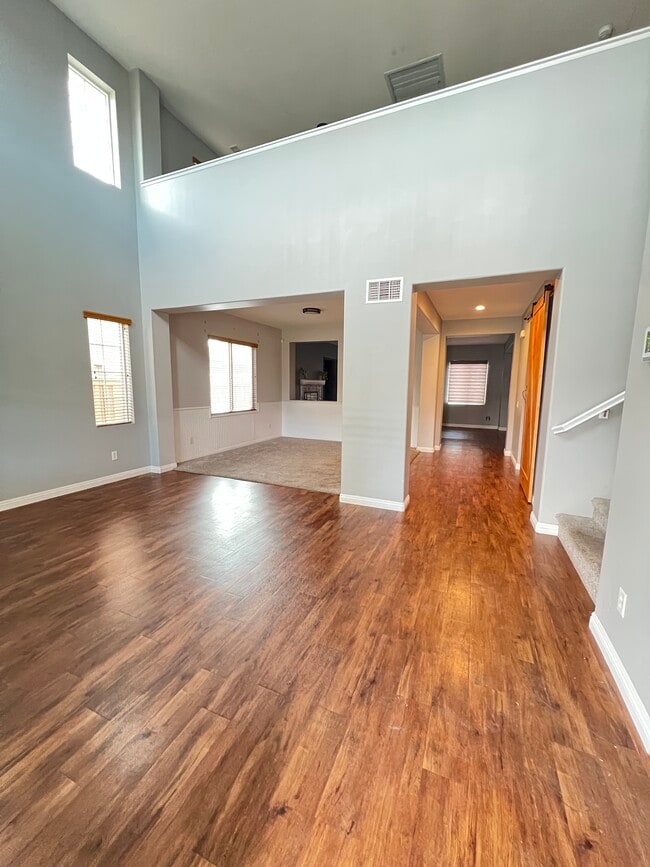 Building Photo - 12933 La Costa Ct