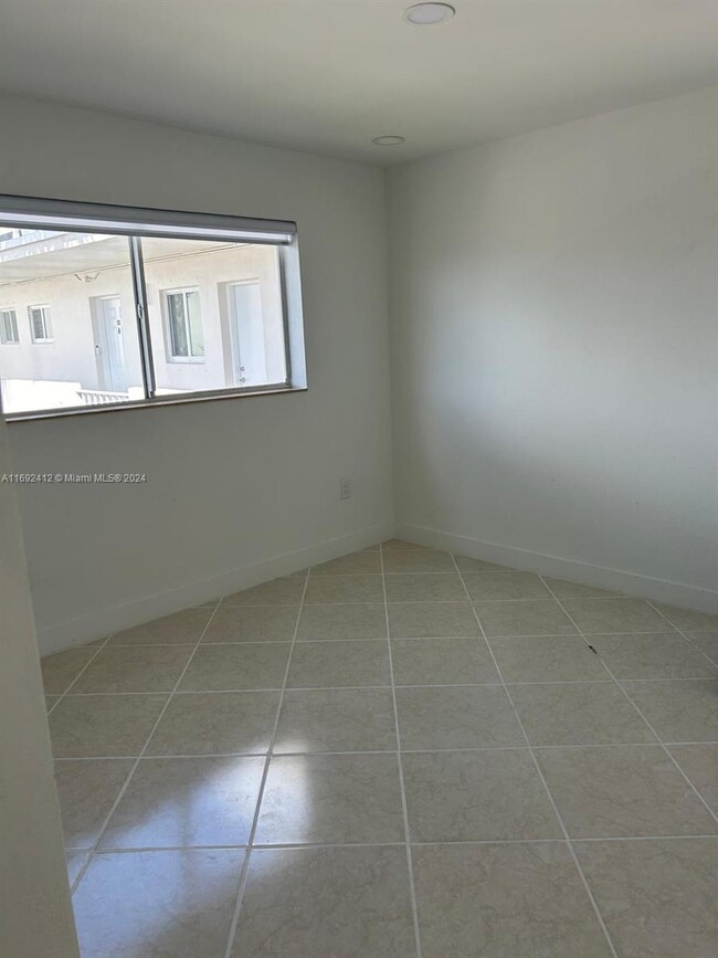 Foto del edificio - 7701 SW 88th St